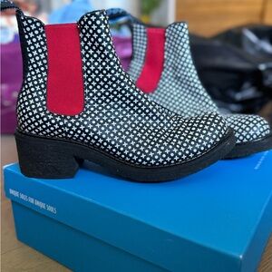 John Fluevog Black and Red Ankle Boots with Elastic Panels